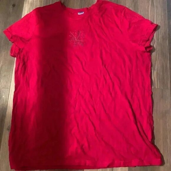 Firework embellished tee ❤️ $5 must bundle 3+❤️ - Picture 1 of 2